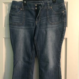 Maurice’s brand Denim Capris